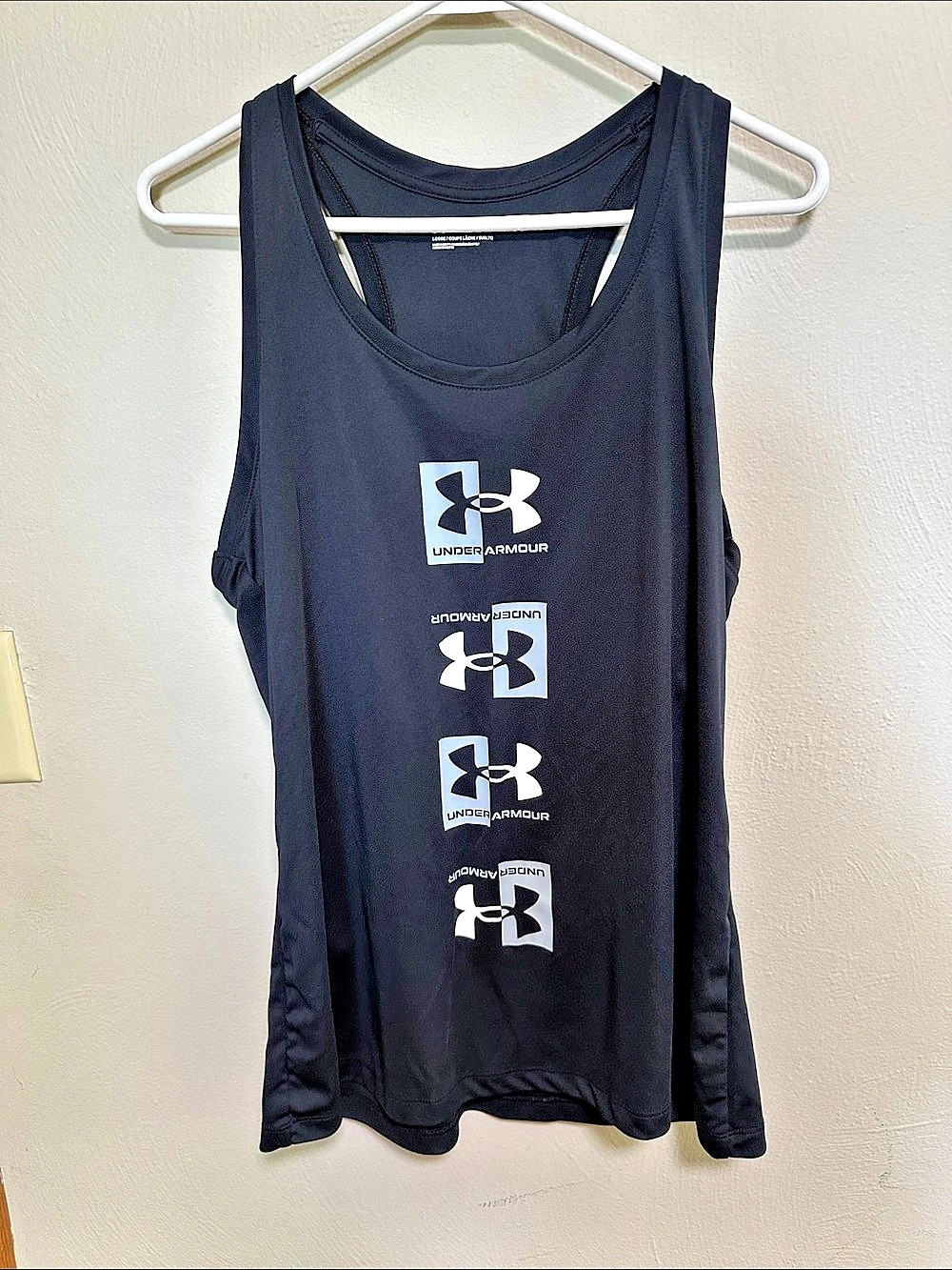 Under Armour Womans Black Athletic Tank Size XL Like New